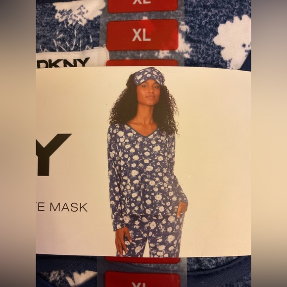 DKNY Sleep Jogger Set With Eye Mask 3 piece set  NWT XL - Picture 3 of 5